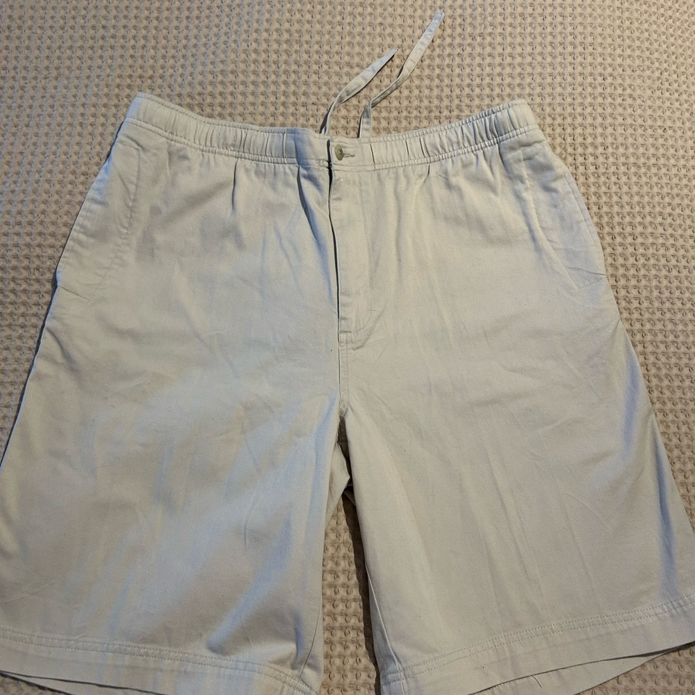 Duck Head Men's Light Tan Flat Front Shorts